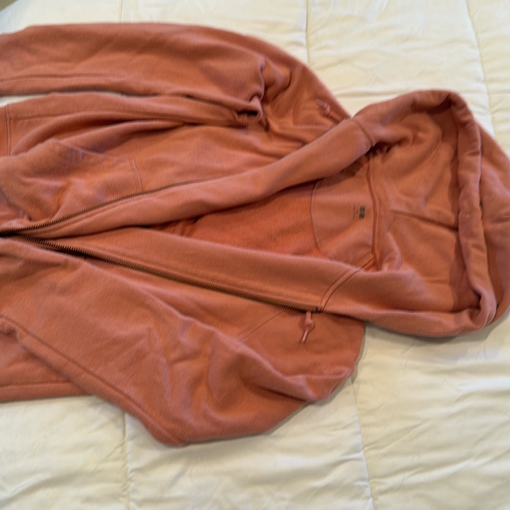 Uniqlo zip up hoodie